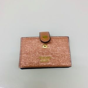 Small Vs card case